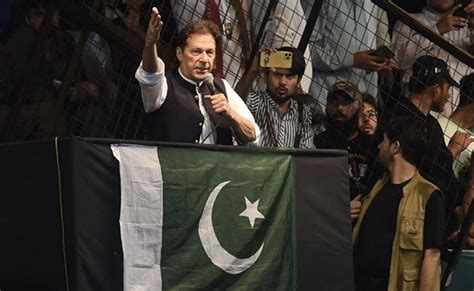 With ex-PM Imran Khan in custody, Pakistan cracks down on his supporters, arresting hundreds
